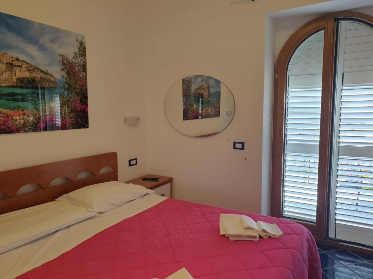 Appart hôtel Mareluna Ischia *